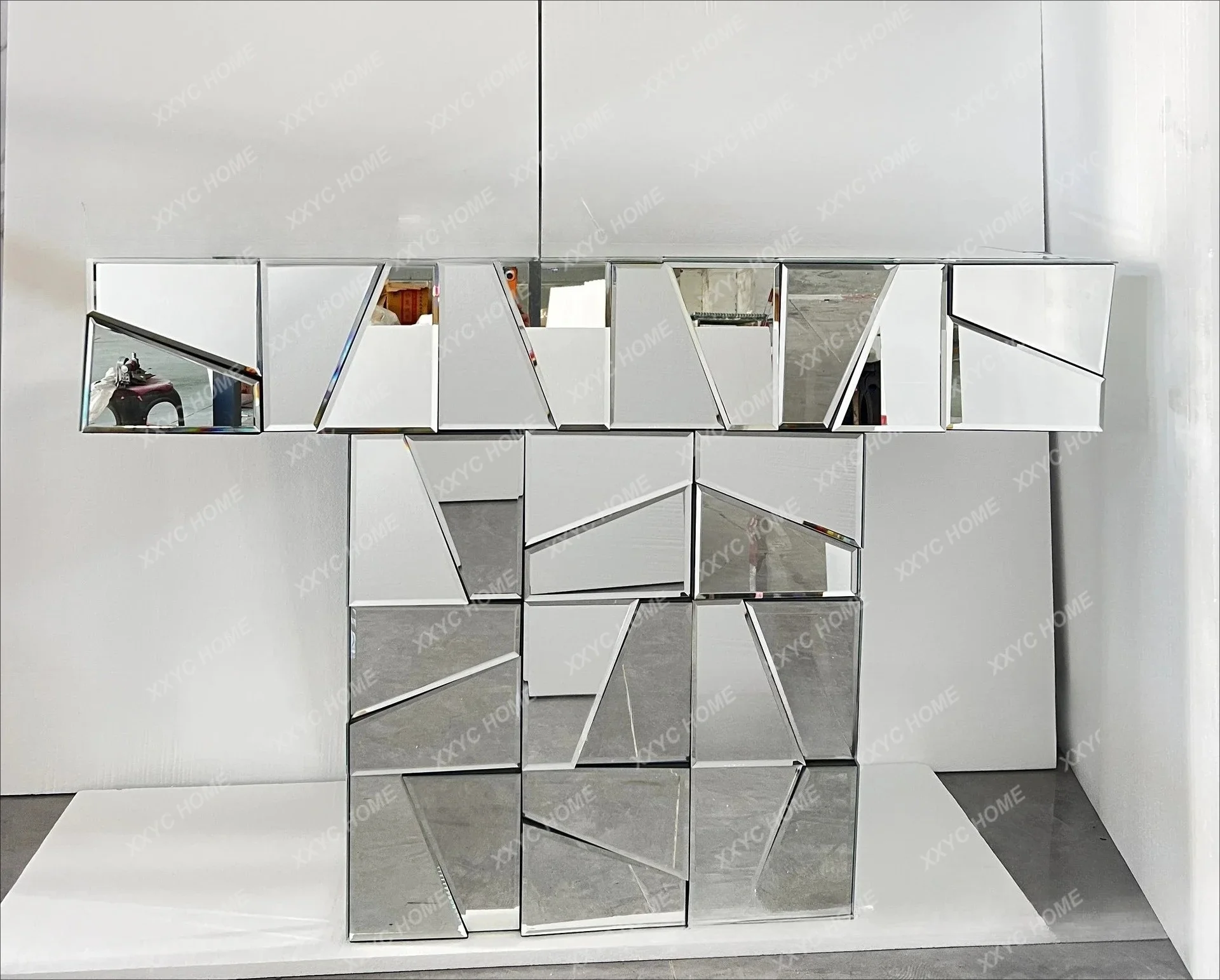 Modern Simple Mirror Furniture, Entrance Table, Entrance Platform, Strip Case Partition, View Platform Mirror
Modern Simple Mirror Furniture, Entrance Table, Entrance Platform, Strip Case Partition, View Platform Mirror