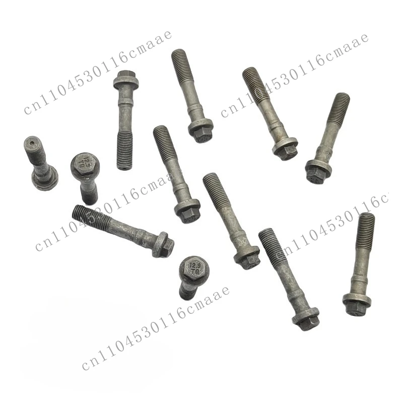 Machinery Parts Engine Parts ISF3.8 QSB6.7 4BT 6BT Connecting Rod Screw Bolt 4891179
Machinery Parts Engine Parts ISF3.8 QSB6.7 4BT 6BT Connecting Rod Screw Bolt 4891179