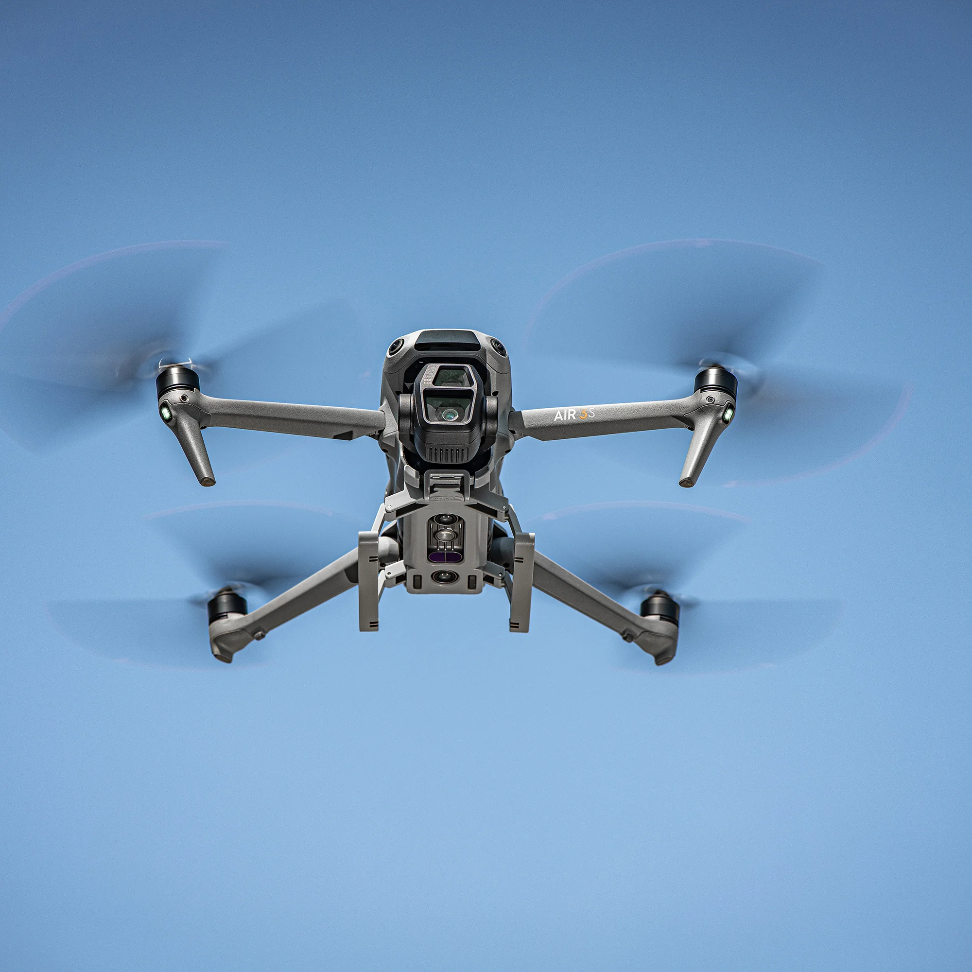 Складное удлиненное шасси STARTRC PHOTO для дронов DJI Air 3/3S: быстросъемная защита для дрона
Складное удлиненное шасси STARTRC PHOTO для дронов DJI Air 3/3S: быстросъемная защита для дрона
