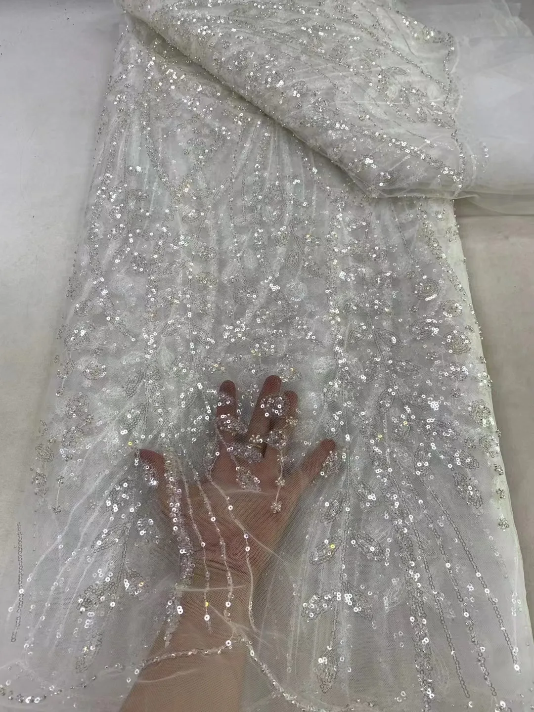 White French 3D Beaded Tulle Lace Fabric 2024 High Quality Lace Groom African Sequins Lace Fabric For Nigeria Evening Dresses
White French 3D Beaded Tulle Lace Fabric 2024 High Quality Lace Groom African Sequins Lace Fabric For Nigeria Evening Dresses