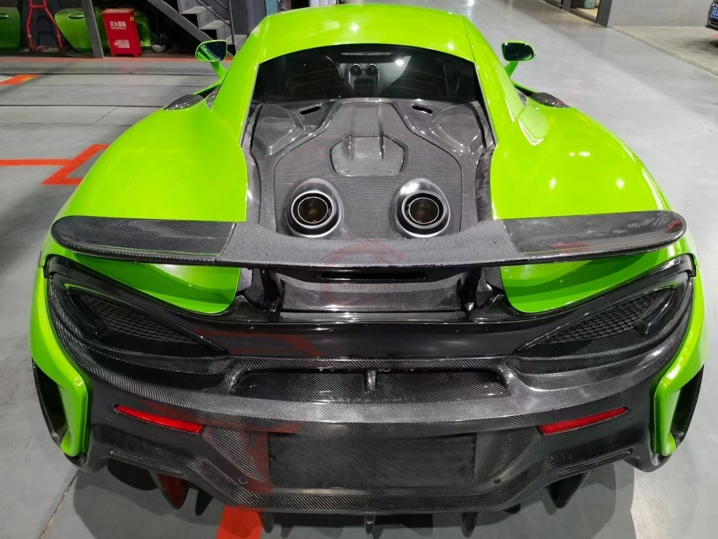 High-quality 600LT Style Carbon Fiber Rear Hood Rear Spoiler Exhaust Pipe for McLaren 540C 570S Upgrade 600LT Body Kit
High-quality 600LT Style Carbon Fiber Rear Hood Rear Spoiler Exhaust Pipe for McLaren 540C 570S Upgrade 600LT Body Kit