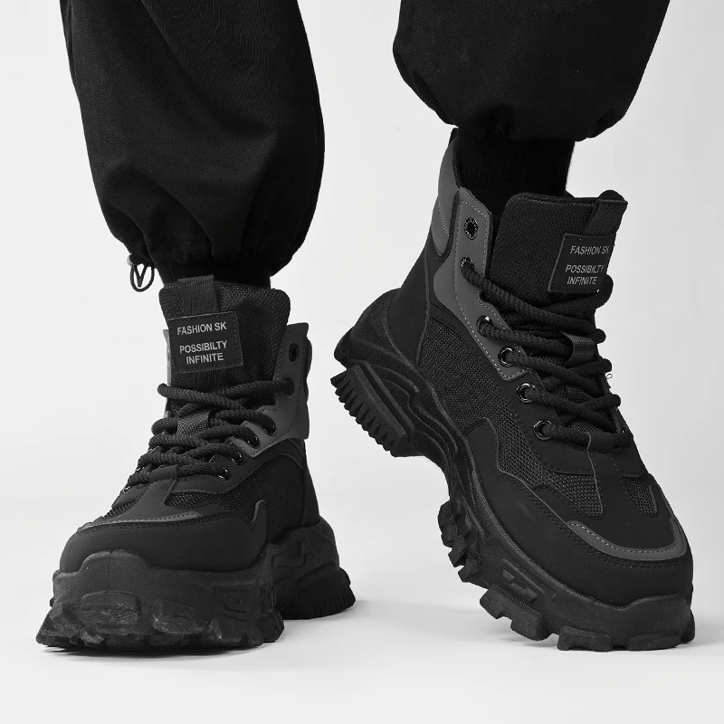 Men's Boots Autumn High Top British Style Retro Work Boots Outdoor Mountain Sports Thick Bottom Desert War Boots
Men's Boots Autumn High Top British Style Retro Work Boots Outdoor Mountain Sports Thick Bottom Desert War Boots