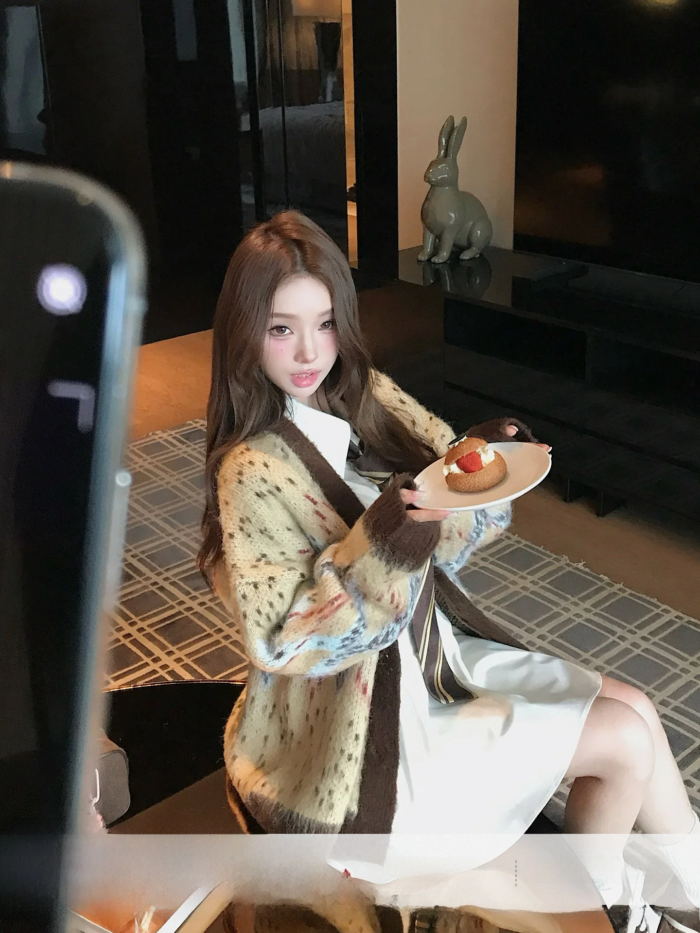 Вязаный кардиган Qiu Rouyao Iceland Miao Xiang Vintage с эффектом бриллиантовой огранки, женский, осенне-зимний, свободный, верхняя одежда
Вязаный кардиган Qiu Rouyao Iceland Miao Xiang Vintage с эффектом бриллиантовой огранки, женский, осенне-зимний, свободный, верхняя одежда