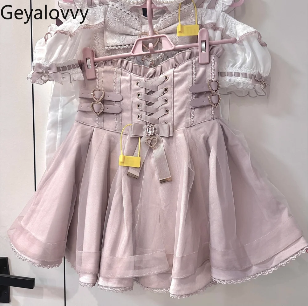 New Sweet Tops Bow Short-sleeve Shirt and High Waist Knotted Short Skirt Slimming Covering Mesh Belt Buckle A-line Mini Skirts
New Sweet Tops Bow Short-sleeve Shirt and High Waist Knotted Short Skirt Slimming Covering Mesh Belt Buckle A-line Mini Skirts