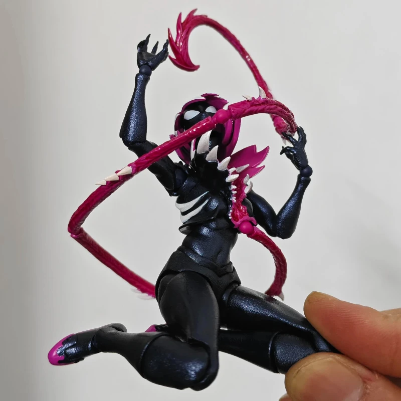 Фигурка-декор Ocean Tower Rotary Technology Spider-Man Limited Edition, новинка, модель Shigou Venom, подарок
Фигурка-декор Ocean Tower Rotary Technology Spider-Man Limited Edition, новинка, модель Shigou Venom, подарок