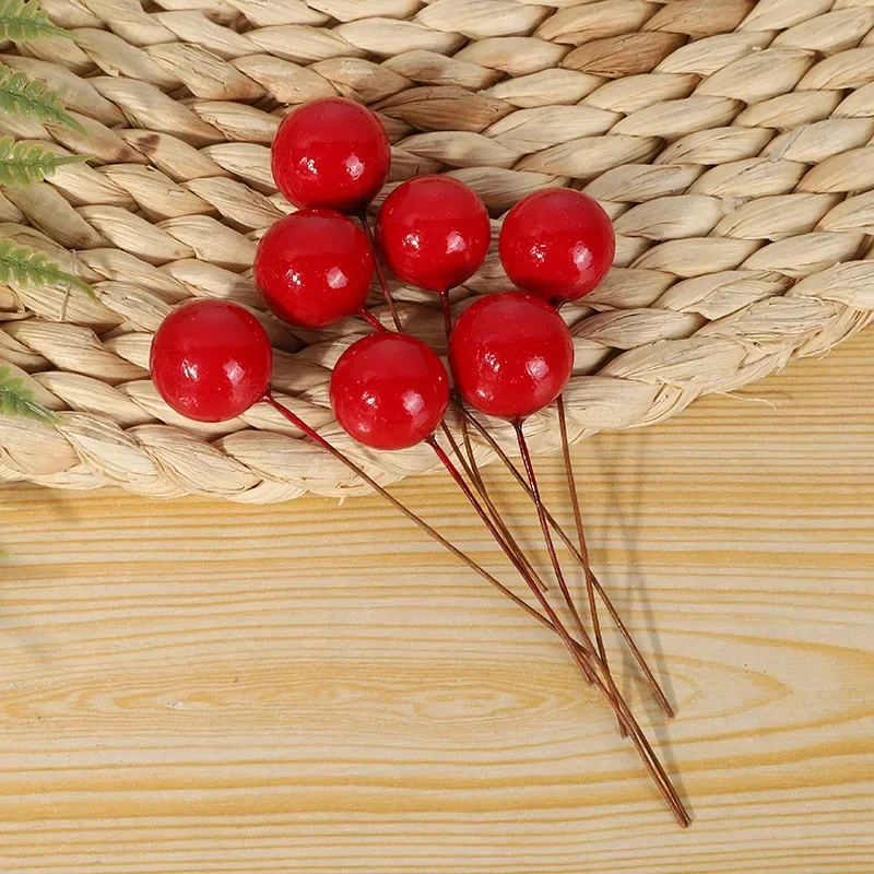 50pcs Artificial Berries Gold Silver Red Cherry Stamen Mini Fake Flowers Pearl Beads for DIY Christmas Party Craft Decoration
50pcs Artificial Berries Gold Silver Red Cherry Stamen Mini Fake Flowers Pearl Beads for DIY Christmas Party Craft Decoration