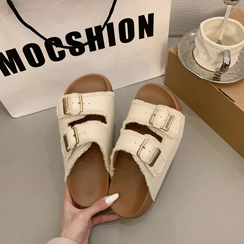 2026New Women's Slippers Fashion Belt Buckle Designer Slippers Summer Thick-soled Casual Sandals Outdoor Open-toe Beach Slippers
2026New Women's Slippers Fashion Belt Buckle Designer Slippers Summer Thick-soled Casual Sandals Outdoor Open-toe Beach Slippers