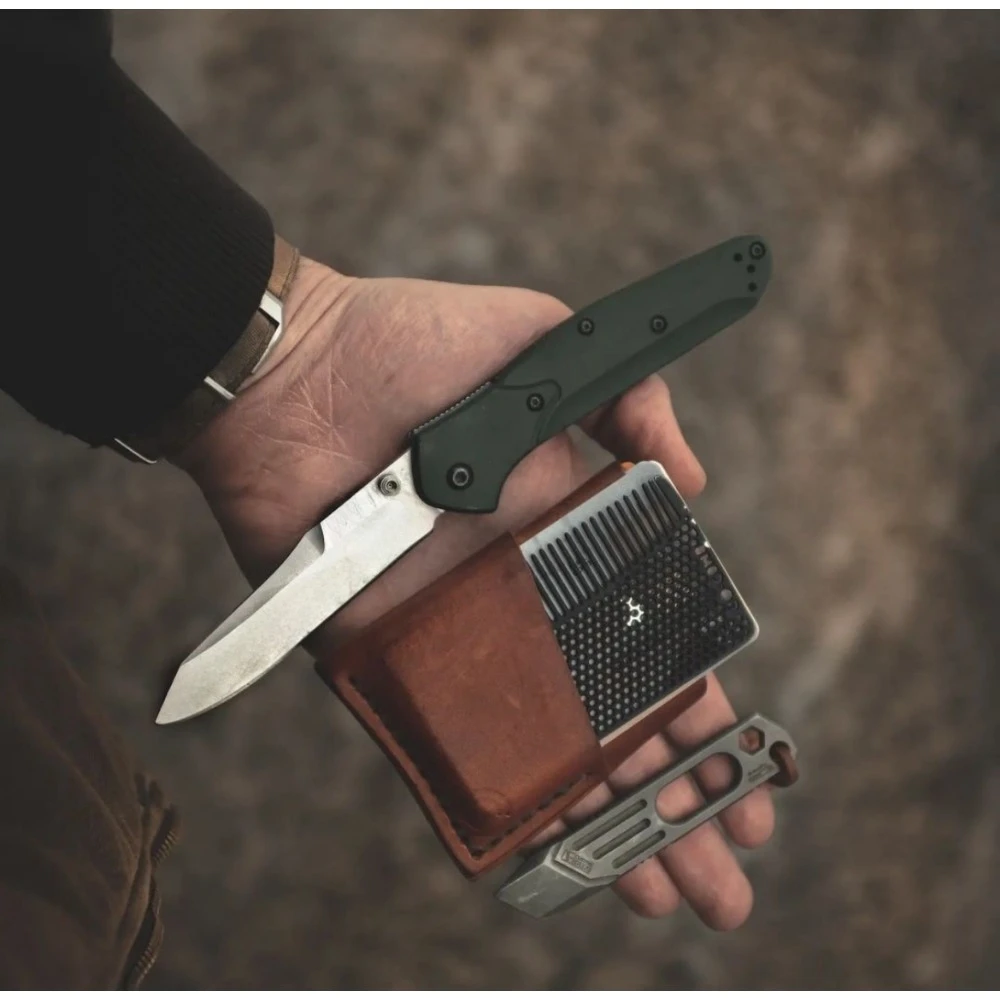 BM 940 Folding Knife Stainless Steel Multi-Purpose Folding Knife EDC Multi-Functional Pocket Knife Ideal Christmas Gift for Men
BM 940 Folding Knife Stainless Steel Multi-Purpose Folding Knife EDC Multi-Functional Pocket Knife Ideal Christmas Gift for Men
