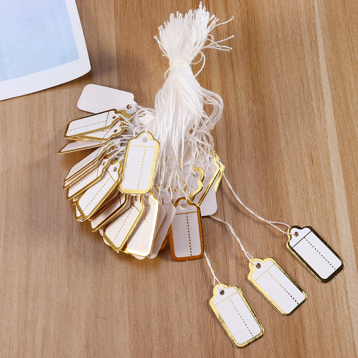 500Pcs Jewelry Price Tags Gold Side Hanging Label Tags for Watch Earrings Bracelet Necklace Ring Display Sale Jewelry Price Tag
500Pcs Jewelry Price Tags Gold Side Hanging Label Tags for Watch Earrings Bracelet Necklace Ring Display Sale Jewelry Price Tag