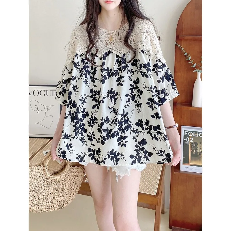 Korean Loose Large Size Lace Hollow Out Patchwork Peter Pan Collar Short Sleeve Shirts Ladies Fashion Printing All-match Tops
Korean Loose Large Size Lace Hollow Out Patchwork Peter Pan Collar Short Sleeve Shirts Ladies Fashion Printing All-match Tops