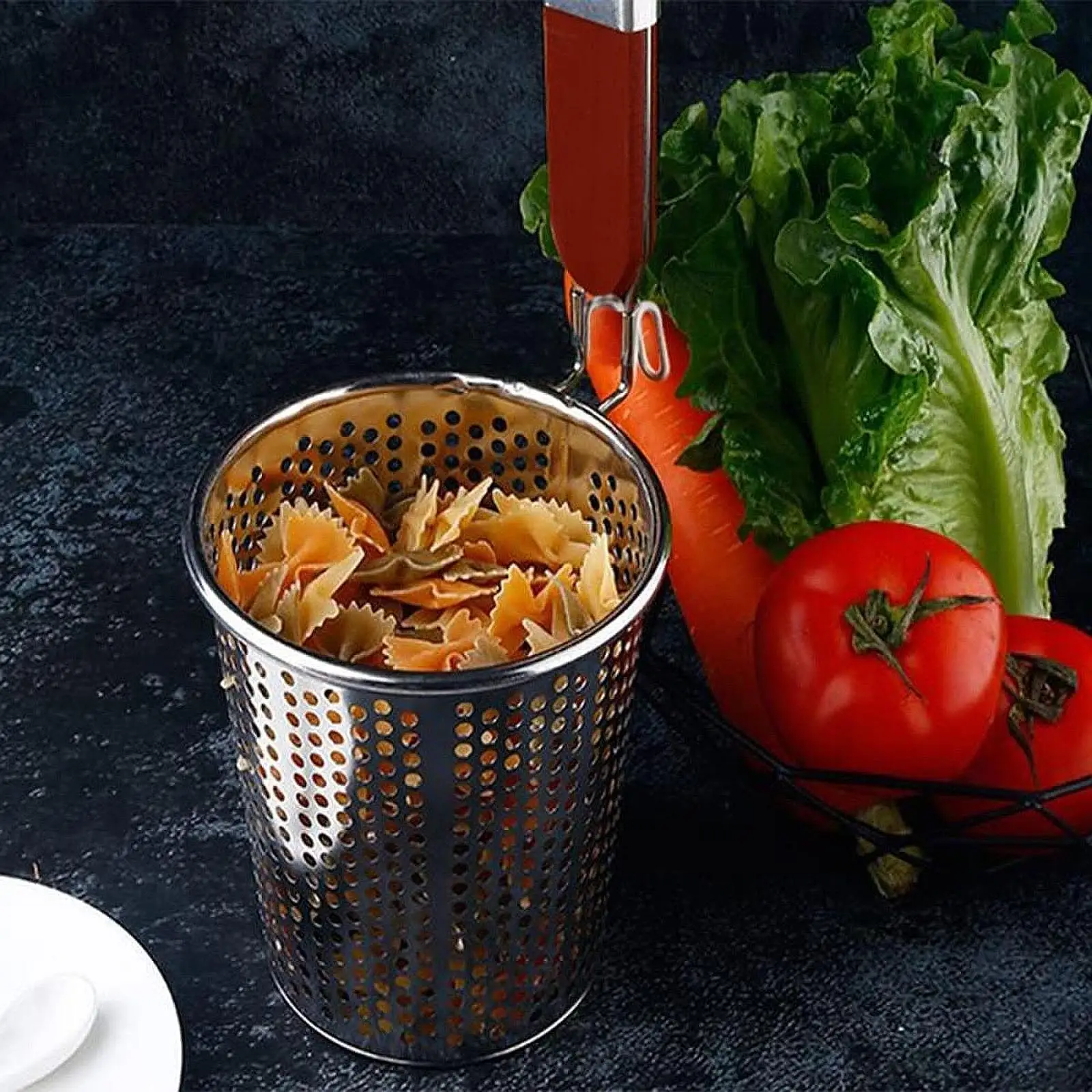 Mesh Food Strainer Pasta Noodle Strainer Hot Pot Colander Frying Basket Pasta Draining Basket for Cooking Straining Kitchen
Mesh Food Strainer Pasta Noodle Strainer Hot Pot Colander Frying Basket Pasta Draining Basket for Cooking Straining Kitchen