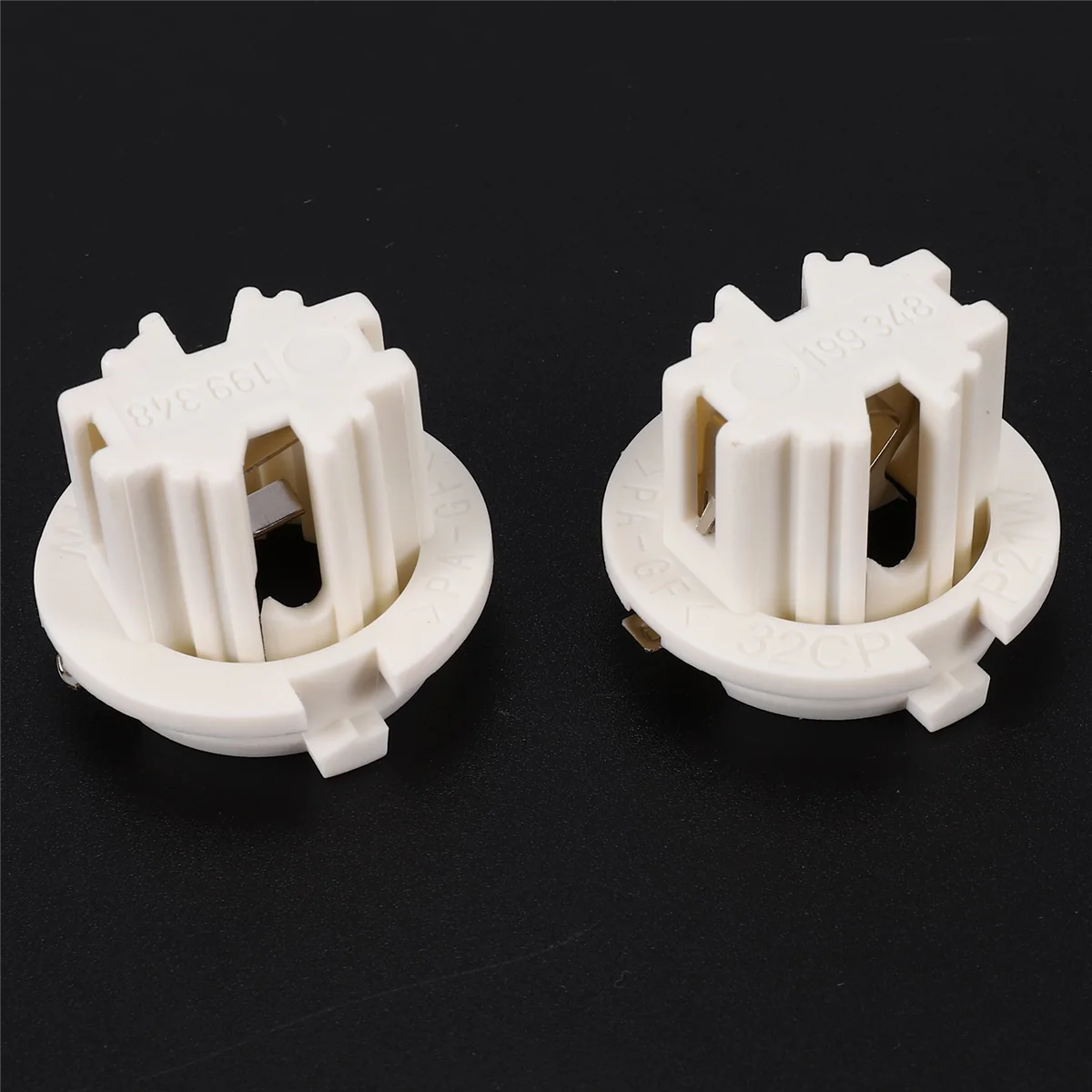A51K-2PCS Rear Tail Light Lamp Bulb Socket Holder 2PCS for - X5 E53 E70 F15 F85 1
A51K-2PCS Rear Tail Light Lamp Bulb Socket Holder 2PCS for - X5 E53 E70 F15 F85 1