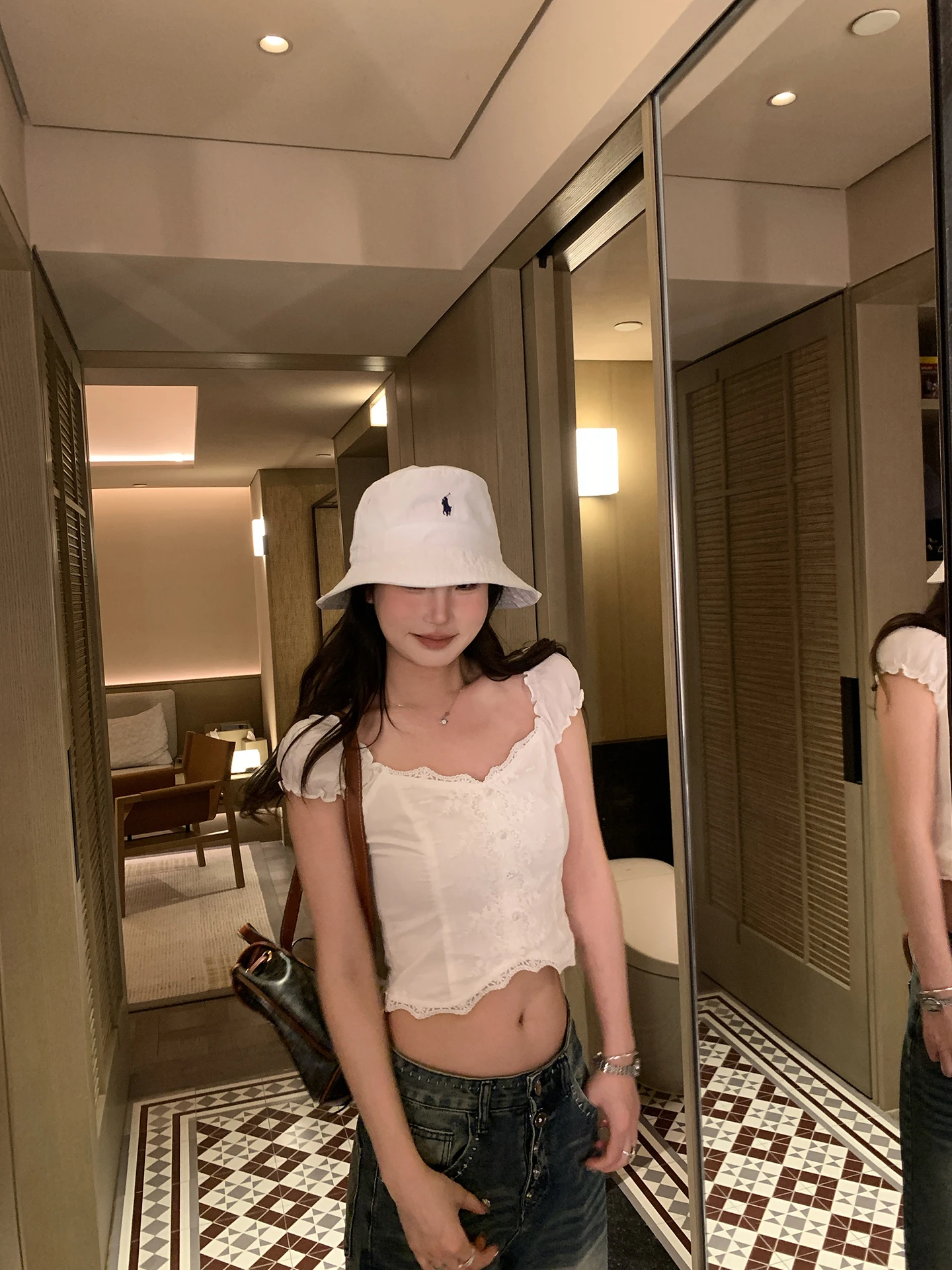 Anneshop Casual Style White Lace Bubble Sleeve Shirt Women's Short Sleeve Cotton Blend Spring Summer Versatile Slimming Top
Anneshop Casual Style White Lace Bubble Sleeve Shirt Women's Short Sleeve Cotton Blend Spring Summer Versatile Slimming Top