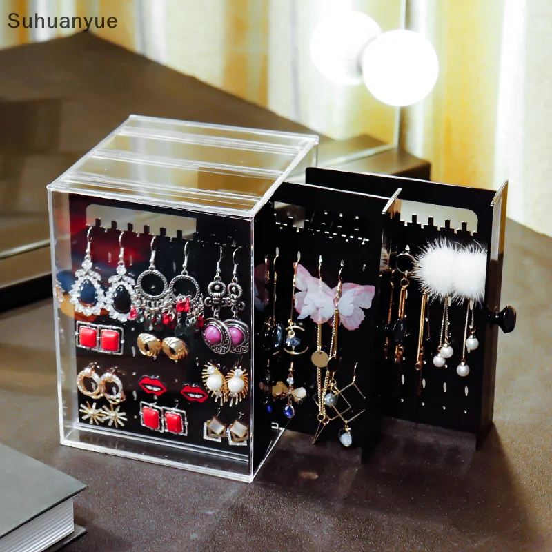 Прозрачная витрина для сережек и ожерелья с ящиками для организованного хранения браслетов, колец и аксессуаров. 
Прозрачная витрина для сережек и ожерелья с ящиками для организованного хранения браслетов, колец и аксессуаров.
