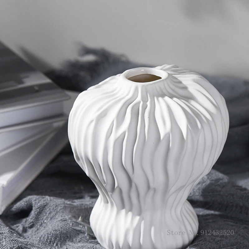 Nordic Ceramic Irregular Style Vase, Home Decoration, Dining Table, Courtyard, Living Room, Flower Decor Accessories, 1Pc
Nordic Ceramic Irregular Style Vase, Home Decoration, Dining Table, Courtyard, Living Room, Flower Decor Accessories, 1Pc