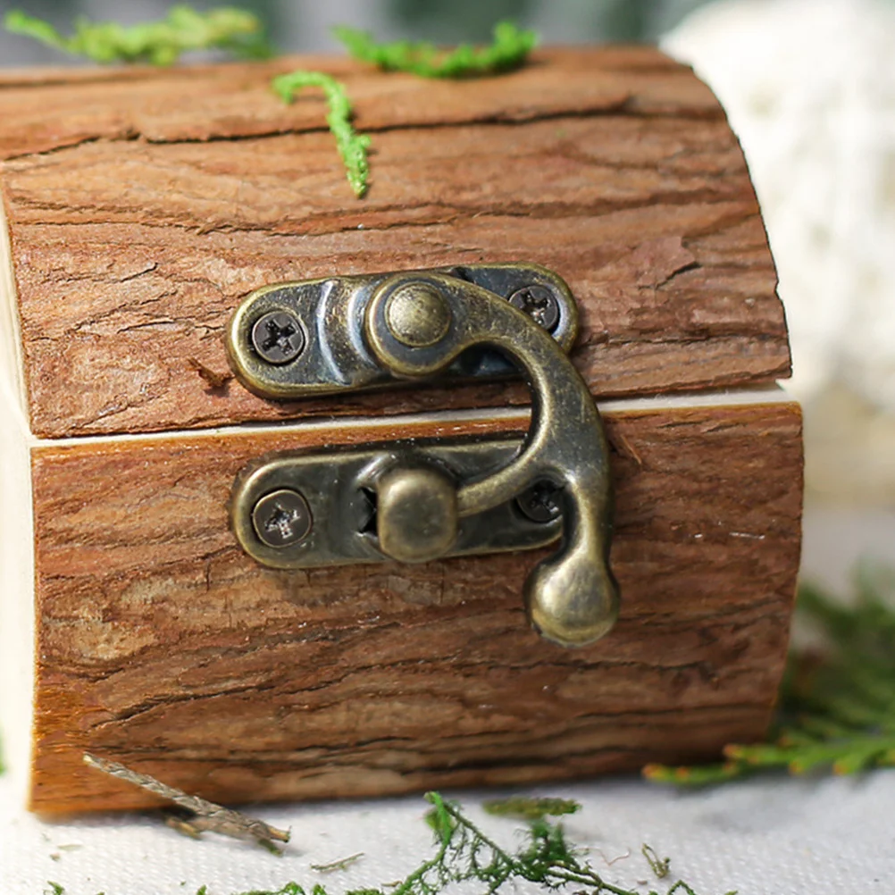 Ring Box Wooden Small Light Brown Creative Simple Design Metal and Wood Material Jewelry Case for Storing Rings Protection
Ring Box Wooden Small Light Brown Creative Simple Design Metal and Wood Material Jewelry Case for Storing Rings Protection