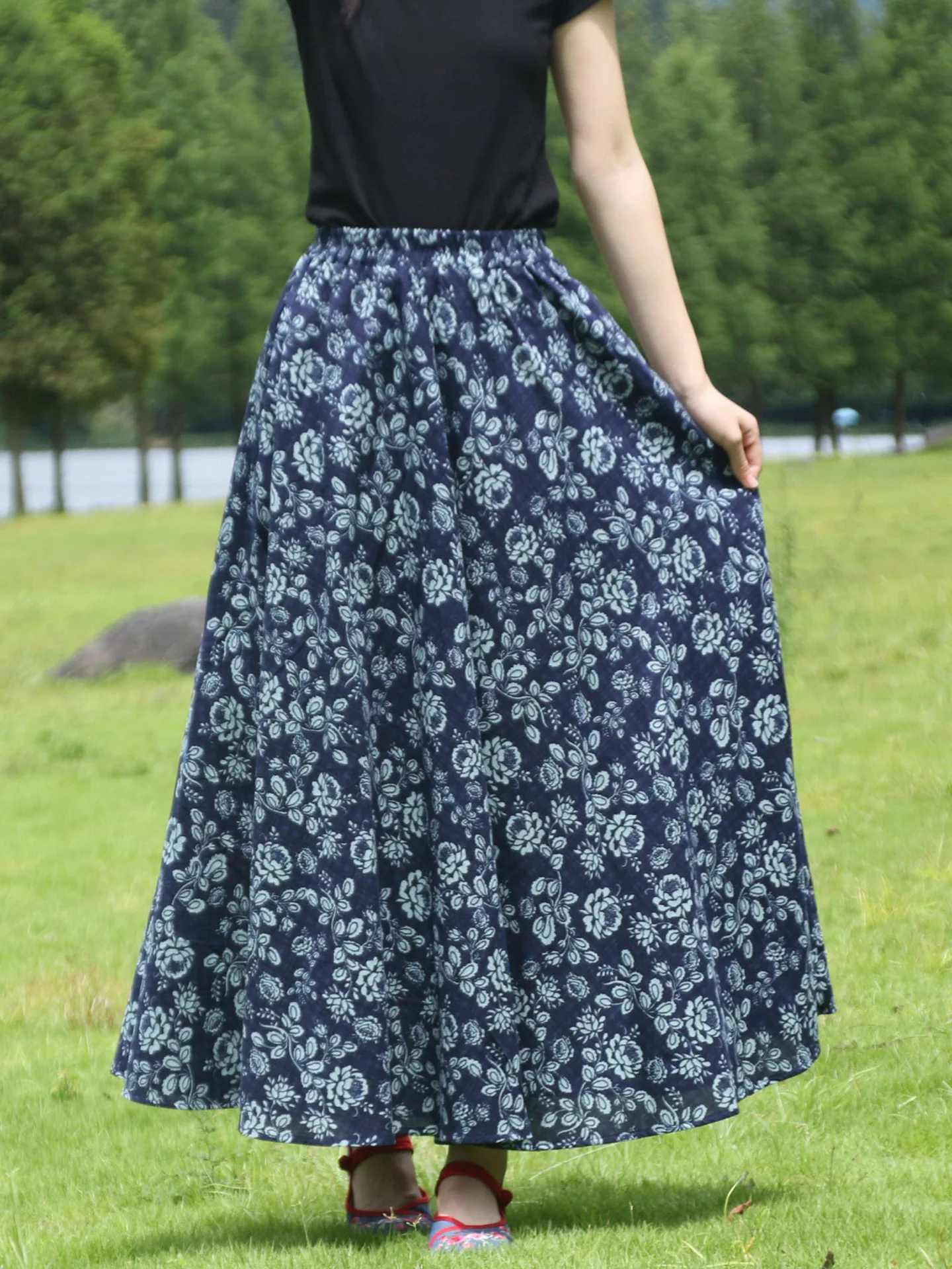 TIYIHAILEY Long Maxi Women Cotton And Linen Print Skirts Big Hem New Fashion A-line Elastic High Waist 2025 Ladies
TIYIHAILEY Long Maxi Women Cotton And Linen Print Skirts Big Hem New Fashion A-line Elastic High Waist 2025 Ladies