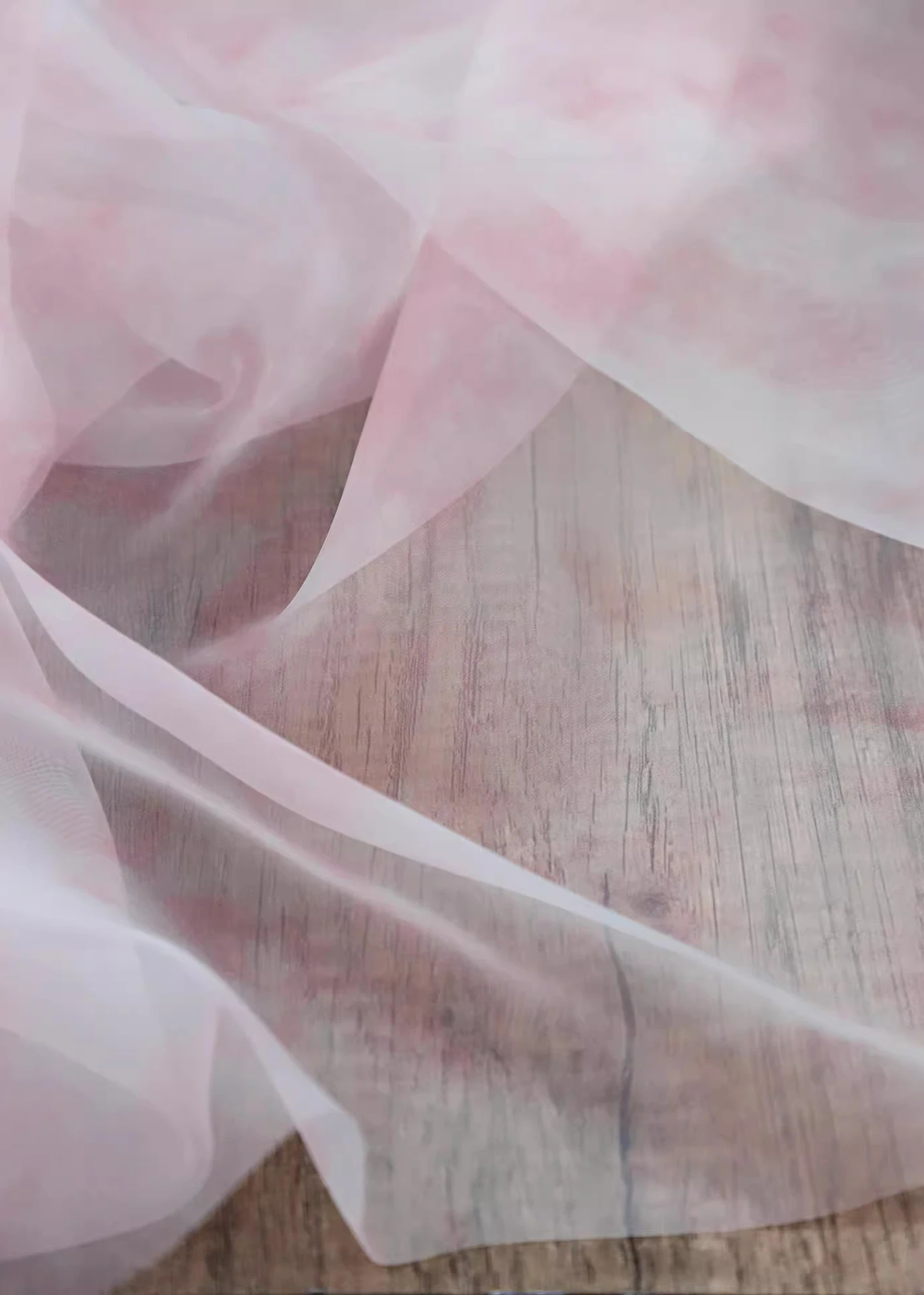 1yard Gradual gradient watercolor wash telas para costura dress DIY sewing fabric Bright light organdy fabric for Clothing
1yard Gradual gradient watercolor wash telas para costura dress DIY sewing fabric Bright light organdy fabric for Clothing