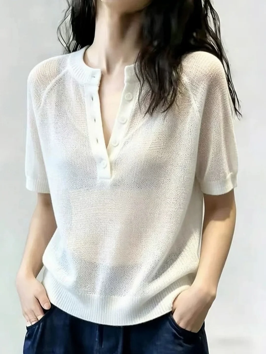 Summer 2026 Ice Silk Knitted Top Women's Loose Comfortable Short Sleeve Korean Style Soft Versatile Slimming Straight Cut Shirt
Summer 2026 Ice Silk Knitted Top Women's Loose Comfortable Short Sleeve Korean Style Soft Versatile Slimming Straight Cut Shirt