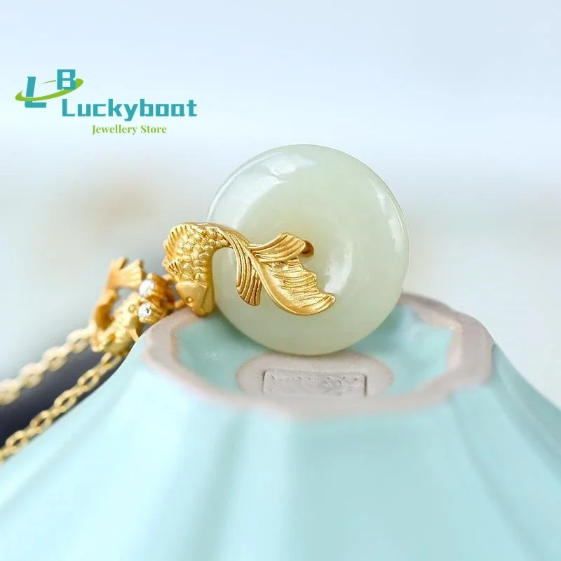 Necklaces For women Simple Niche Gold-Plated Fashionfish Inlaid Pendant And Clavicle Chain Every Year, Gentle Temperament Trend 
Necklaces For women Simple Niche Gold-Plated Fashionfish Inlaid Pendant And Clavicle Chain Every Year, Gentle Temperament Trend