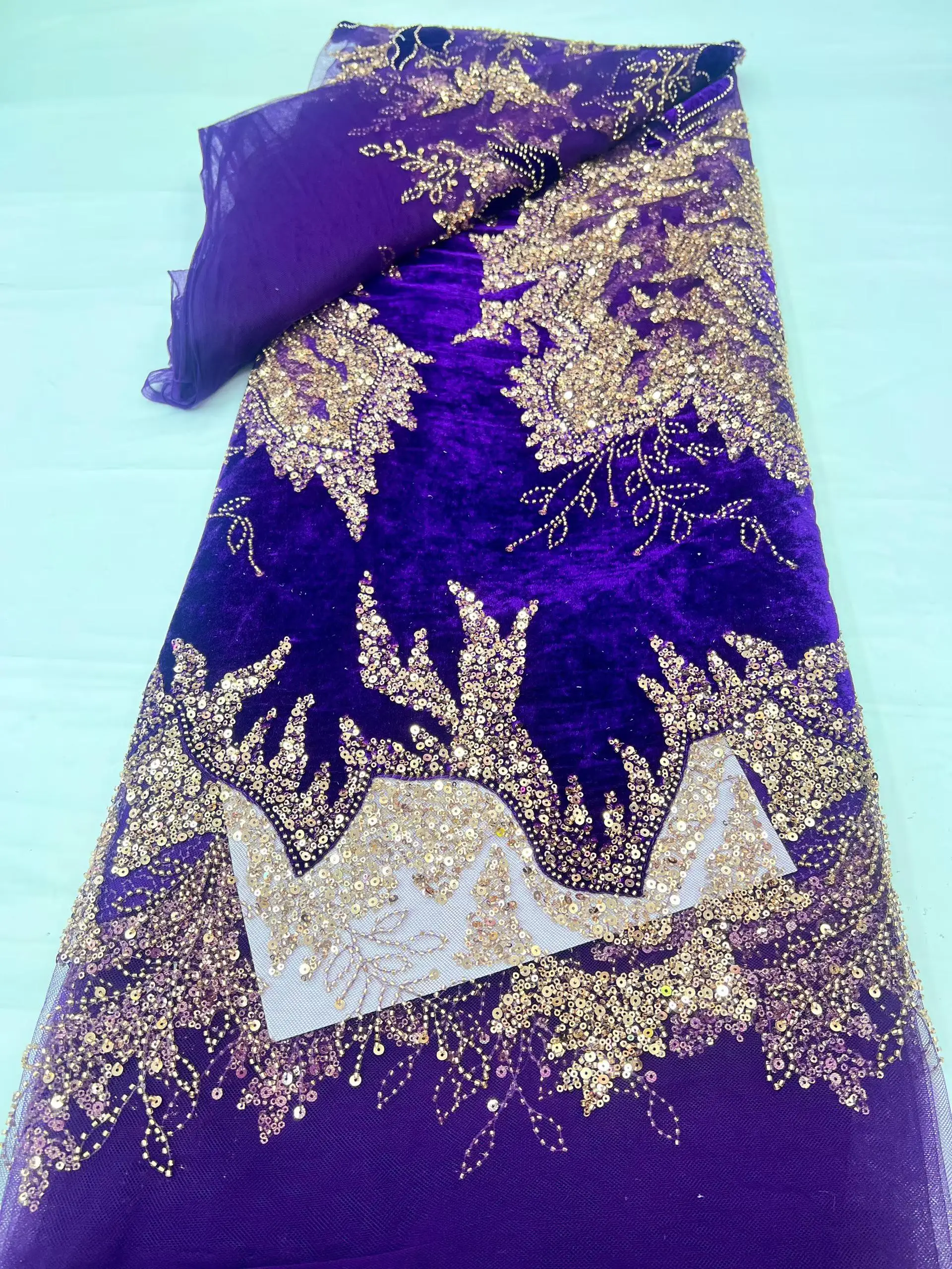 2026 High Quality African Velvet Lace Fabric With Sequins Beaded Embroidery Lace Groom Nigerian Bridal Lace For Wedding Dresses
2026 High Quality African Velvet Lace Fabric With Sequins Beaded Embroidery Lace Groom Nigerian Bridal Lace For Wedding Dresses