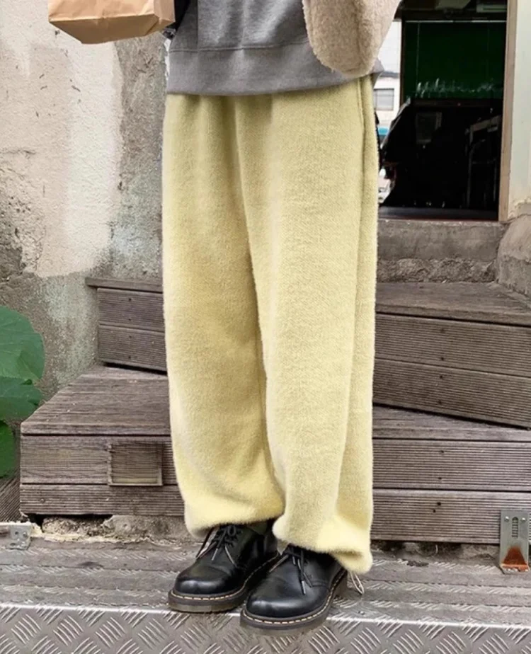 Retro Thiened Fluffy Soft Loose Cuffed Casual Sweatpants High Waist Straight Leg Pants Korean Sle Commute Wind Long Pants
Retro Thiened Fluffy Soft Loose Cuffed Casual Sweatpants High Waist Straight Leg Pants Korean Sle Commute Wind Long Pants