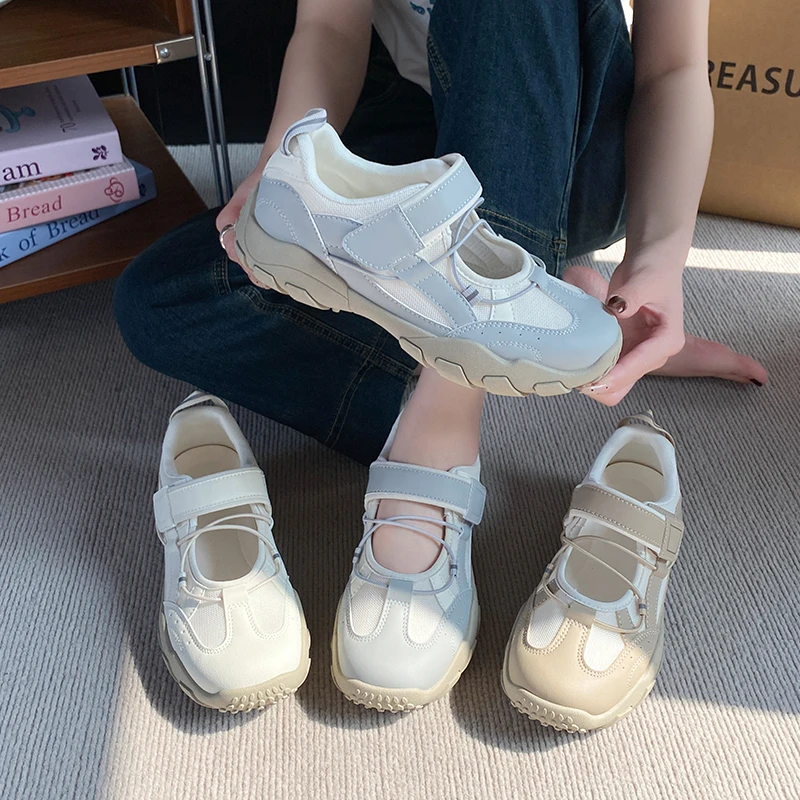 Spring and Autumn Fashionable Spliced sneakers for Women 2026 New Outdoor Casual Thick-soled Non-slip Comfortable Sneakers
Spring and Autumn Fashionable Spliced sneakers for Women 2026 New Outdoor Casual Thick-soled Non-slip Comfortable Sneakers