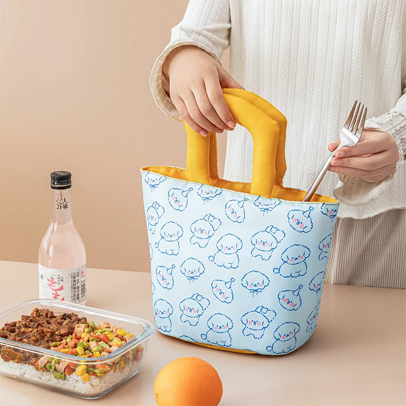 Soft cute bento bag Large capacity portable thermal insulation lunch bag Printed portable thickened lunch box bag Go out with
Soft cute bento bag Large capacity portable thermal insulation lunch bag Printed portable thickened lunch box bag Go out with