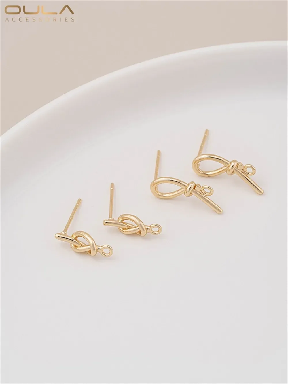 925 Silver Needle Bag 14K Gold-Color Plated Twist Thread Knotted Earrings Diy Hand Design High Sense Earrings
925 Silver Needle Bag 14K Gold-Color Plated Twist Thread Knotted Earrings Diy Hand Design High Sense Earrings
