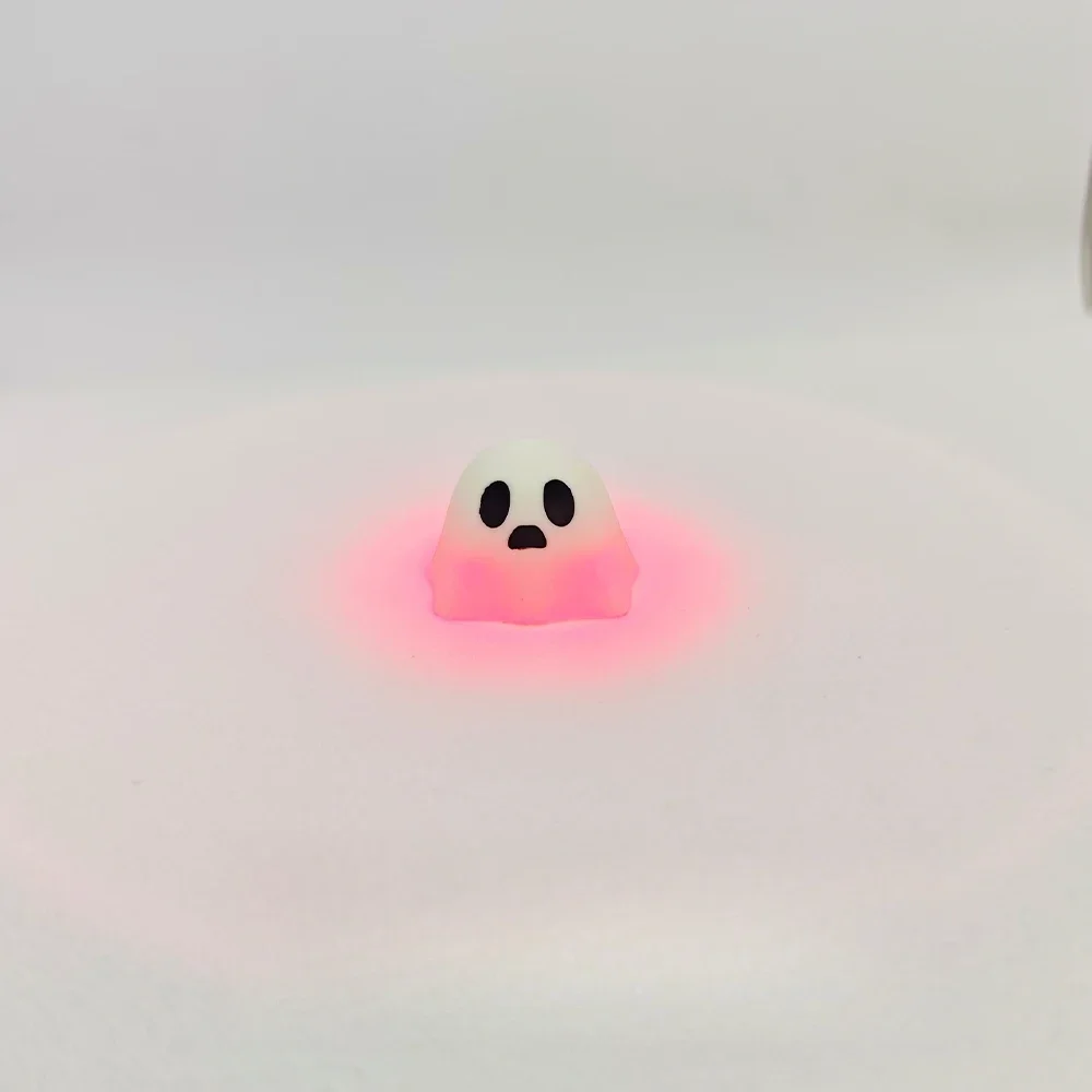Halloween personality little ghost handmade creative transparent keycap cross mechanical keyboard universal
Halloween personality little ghost handmade creative transparent keycap cross mechanical keyboard universal