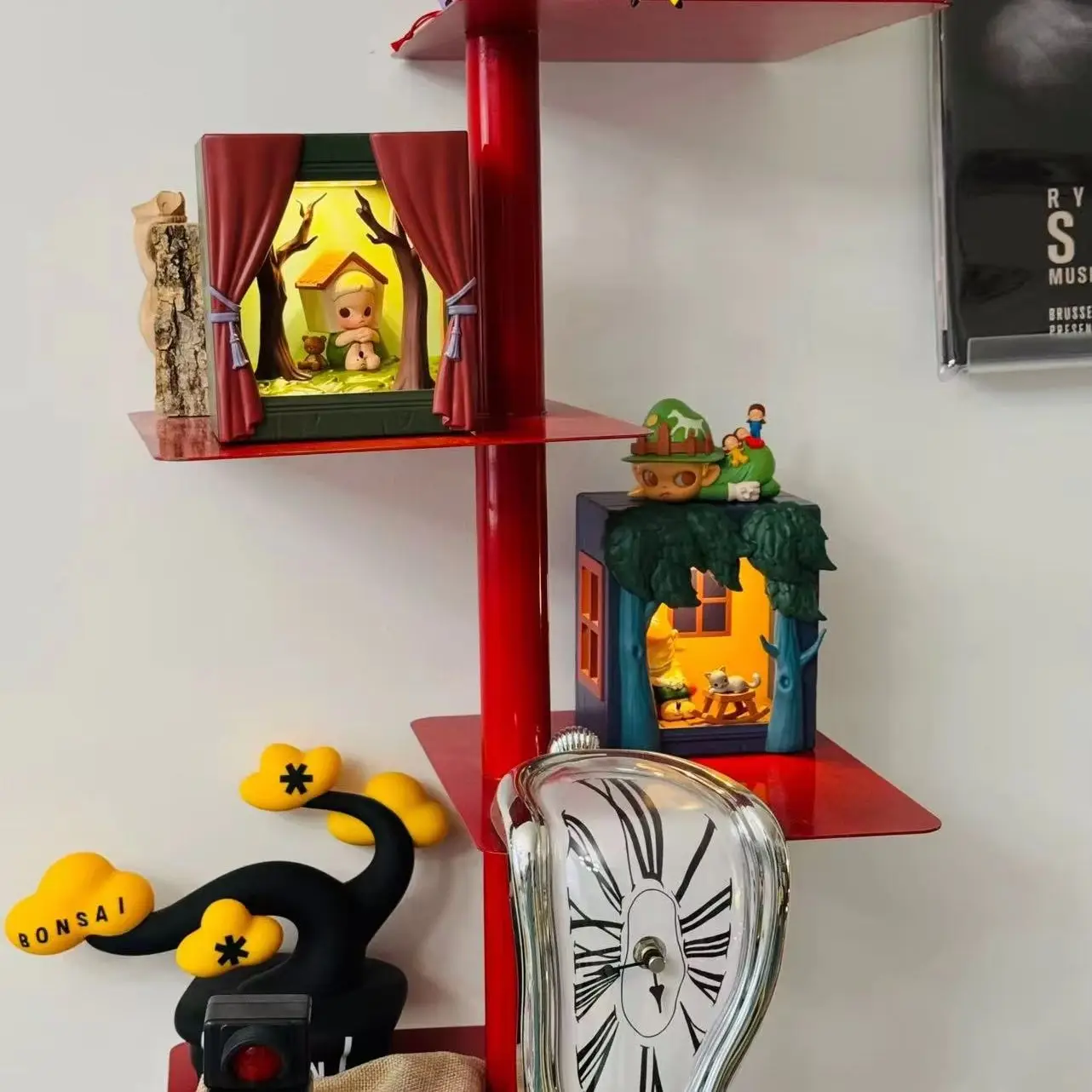 POP MART Zsiga the Window Series Scene Set Blind Box Collectible Figurine Bag Charm Home Desktop Decor Genuine Art Toy
POP MART Zsiga the Window Series Scene Set Blind Box Collectible Figurine Bag Charm Home Desktop Decor Genuine Art Toy