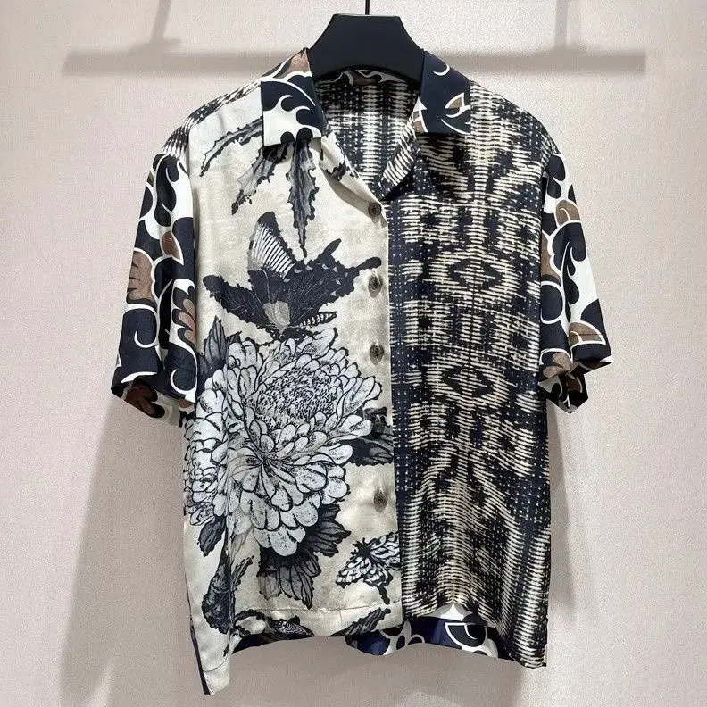 Spring and Summer Retro Fashion Print Trend Casual Loose Cut Piece Splicing Shirt Short Sleeve Button Cardigan
Spring and Summer Retro Fashion Print Trend Casual Loose Cut Piece Splicing Shirt Short Sleeve Button Cardigan