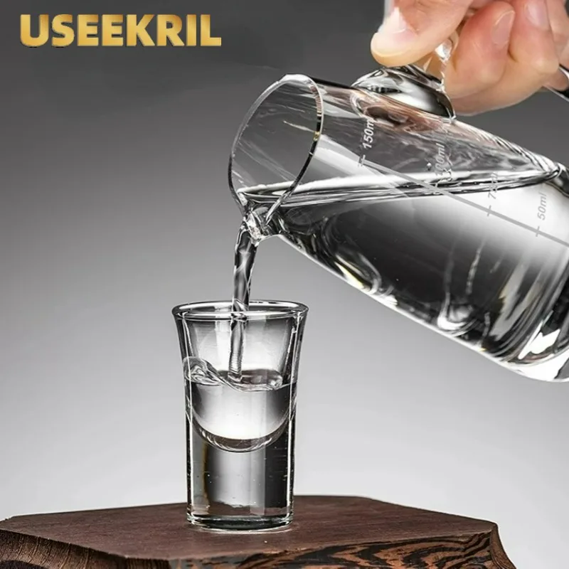 Glass White Wine Cup,Wine Decanter With Cups Set,Seven-character Handle Wine Pot,Sake Cup And Small Wine Glass Sets,Kitchen Tool
Glass White Wine Cup,Wine Decanter With Cups Set,Seven-character Handle Wine Pot,Sake Cup And Small Wine Glass Sets,Kitchen Tool