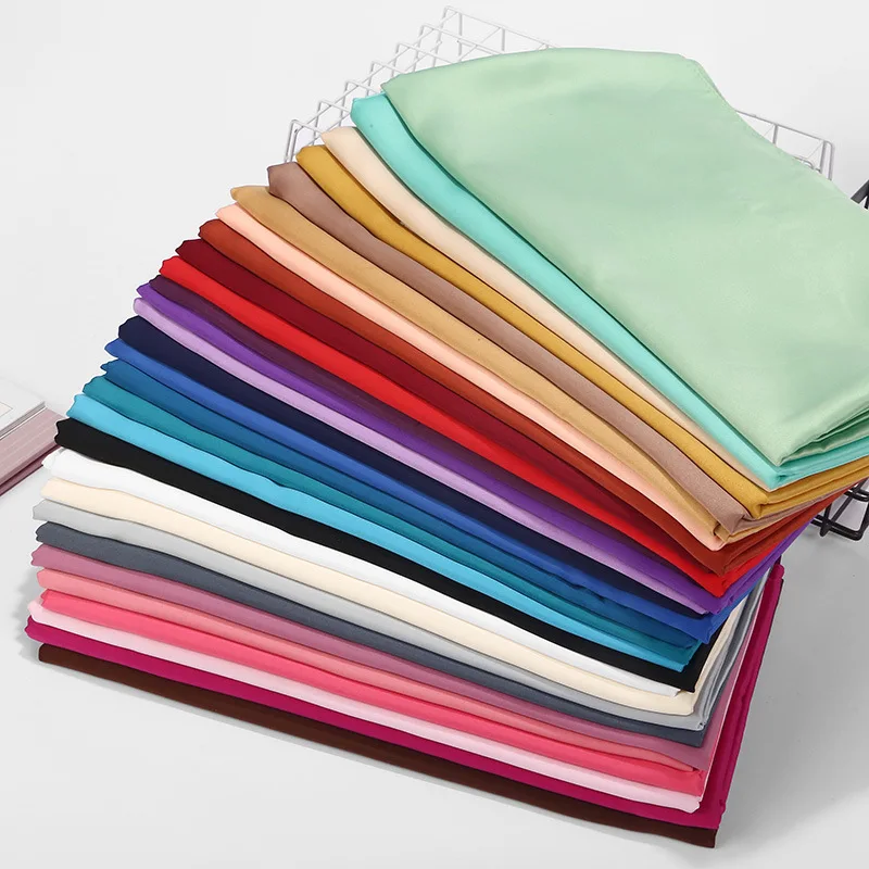 65*175CM Muslin Fashion Women's Scarf Malaysian Fashion Imitation Silk Texture Satin-wrapped Headscarf Foulard Femme Hijab
65*175CM Muslin Fashion Women's Scarf Malaysian Fashion Imitation Silk Texture Satin-wrapped Headscarf Foulard Femme Hijab