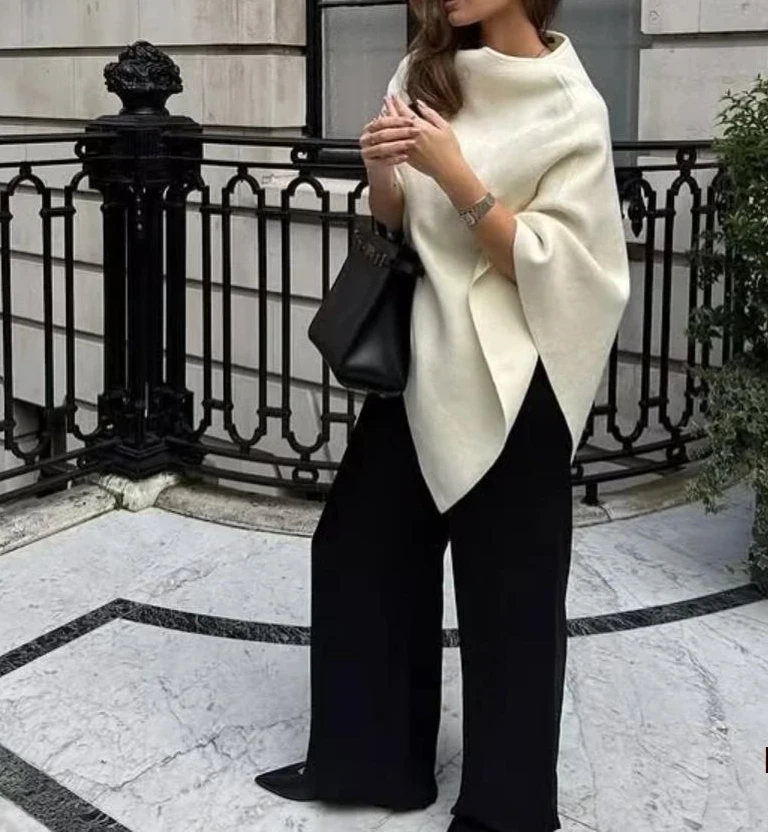 Spring 2025 New Arrival: Minimalist Drapey and Unconventional Off-the-Shoulder Knit Sweater for Women
Spring 2025 New Arrival: Minimalist Drapey and Unconventional Off-the-Shoulder Knit Sweater for Women