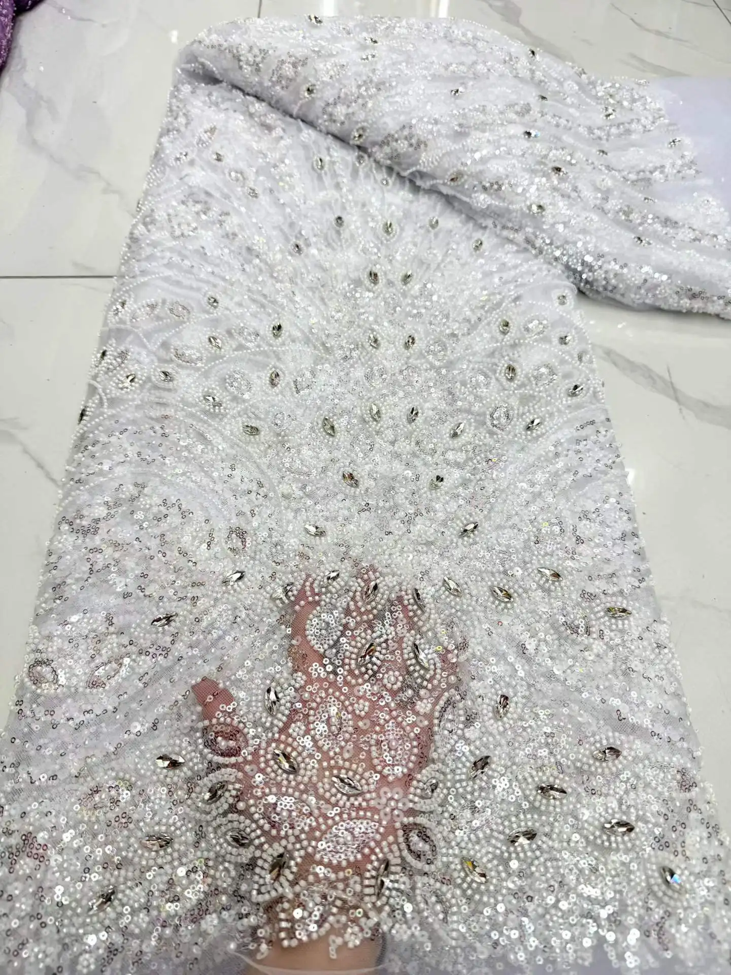 2026 Latest Delicate Elegant Best Quality Soft Embroidered Beaded Tube Lace Luxury Stones fabric For Party Evening Dress
2026 Latest Delicate Elegant Best Quality Soft Embroidered Beaded Tube Lace Luxury Stones fabric For Party Evening Dress