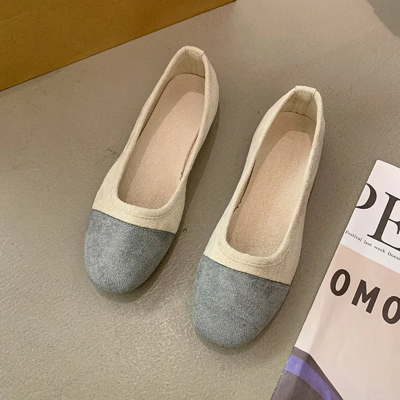 Модные туфли на одинарной платформе с цветными блоками, осенняя коллекция 2024, женские туфли с неглубоким носком, мягкая поверхность, плоская подошва, противоскользящая квадратная головка
Модные туфли на одинарной платформе с цветными блоками, осенняя коллекция 2024, женские туфли с неглубоким носком, мягкая поверхность, плоская подошва, противоскользящая квадратная головка