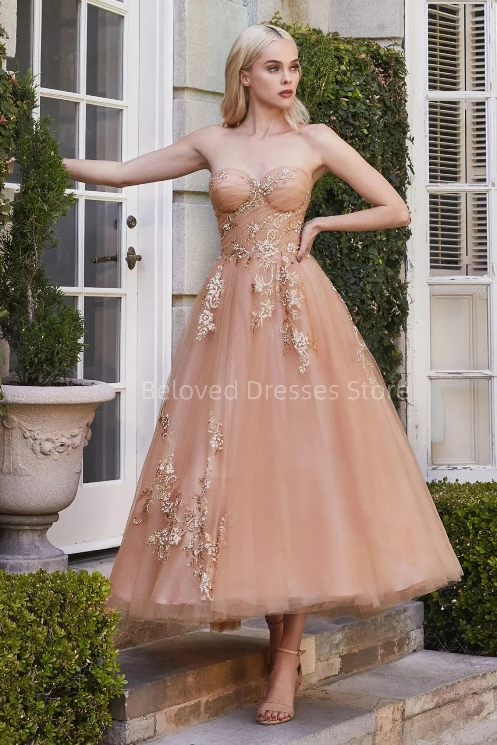Elegant Tulle Sweetheart Strapless Prom Dresses With Appliques A Line Tea Length Formal Party Gowns for Women Vestidos De Festa
Elegant Tulle Sweetheart Strapless Prom Dresses With Appliques A Line Tea Length Formal Party Gowns for Women Vestidos De Festa