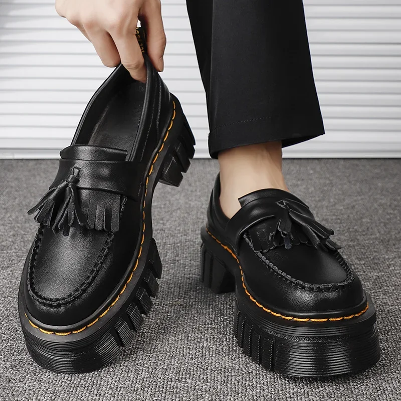 2023 Luxury Designer Platform Women Round Toe Thick Sole Lazy Shoes Woman’s British Real Leather Height Increase Single Shoes
2023 Luxury Designer Platform Women Round Toe Thick Sole Lazy Shoes Woman’s British Real Leather Height Increase Single Shoes