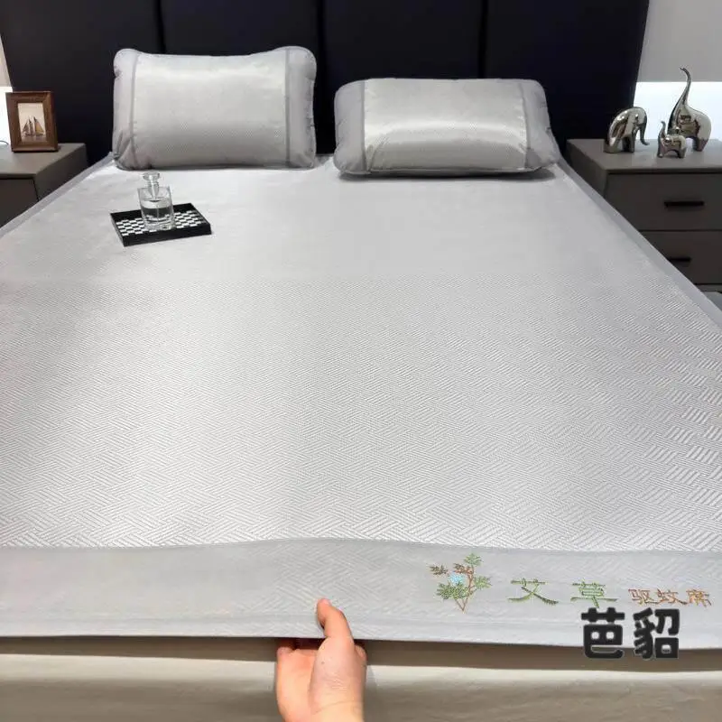 Ice Silk Herbal Mat Three-Piece Set Air Conditioned Washable Student Dormitory Ins Style Design Breathable Portable Cooling B...
Ice Silk Herbal Mat Three-Piece Set Air Conditioned Washable Student Dormitory Ins Style Design Breathable Portable Cooling B...