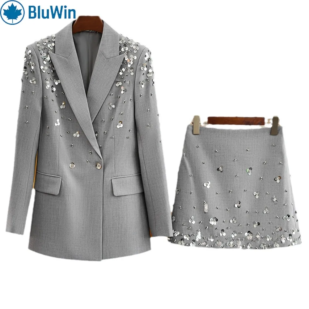 URBANCHIC Sparkling Sequin Blazer & Skirt Set – Elegant Metallic Shine for a Glamorous, Evening Look
URBANCHIC Sparkling Sequin Blazer & Skirt Set – Elegant Metallic Shine for a Glamorous, Evening Look