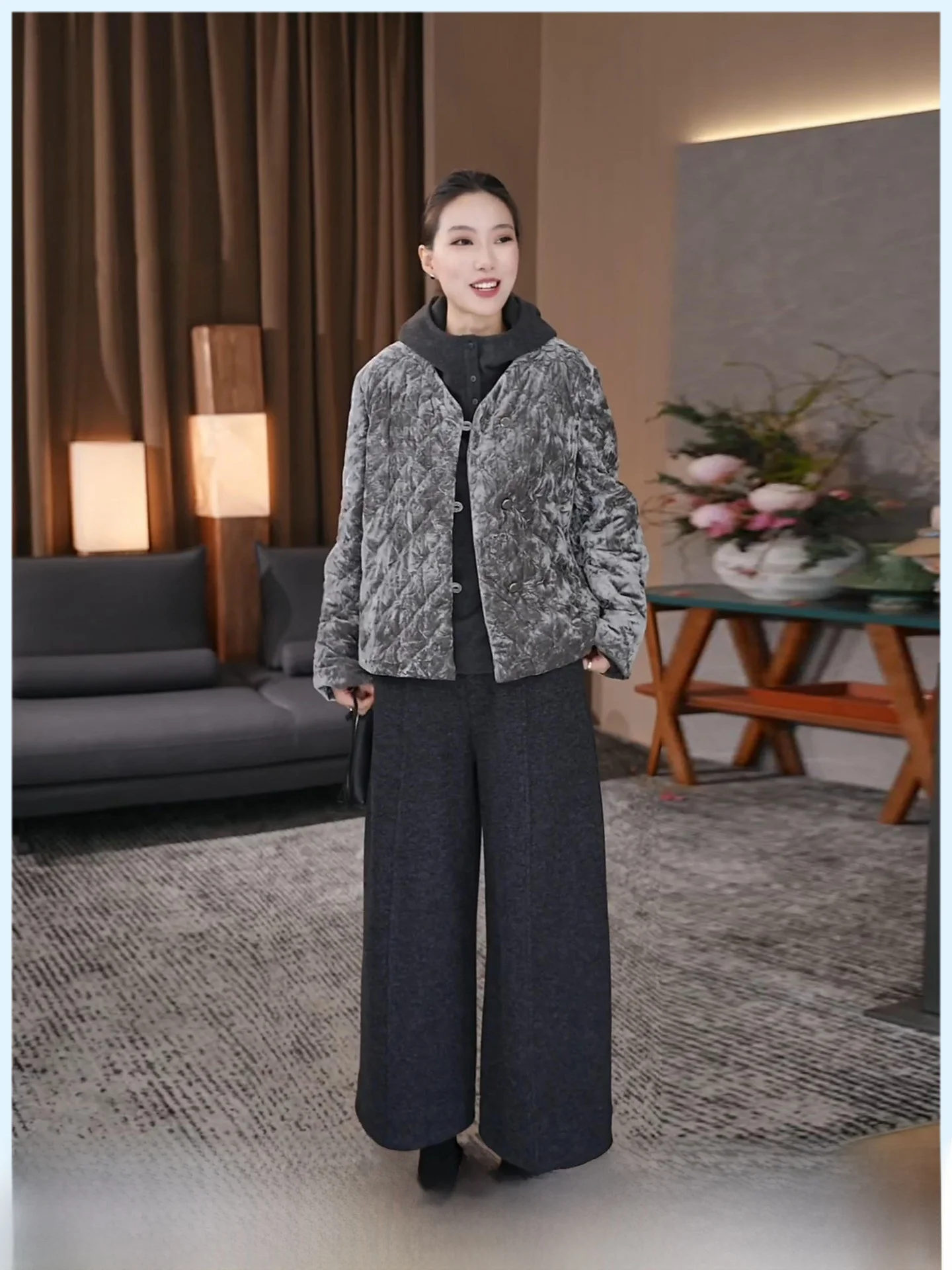 plus Size Comfortable Straight Leg Pants Women's Thickened Fleece Lined Loose Wide Leg Balloon Pants Casual Trousers
plus Size Comfortable Straight Leg Pants Women's Thickened Fleece Lined Loose Wide Leg Balloon Pants Casual Trousers