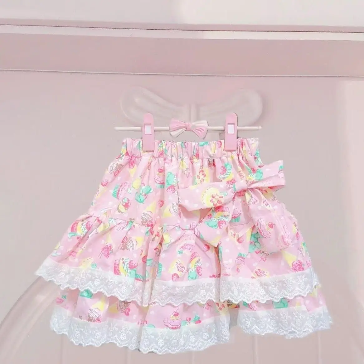 2025 Summer Cute Bow Lace Ruffle Edge Mini Skirt Japanese Sweet Girl Cartoon Print Y2k Skirt Mezzo All Match Princess Skirt
2025 Summer Cute Bow Lace Ruffle Edge Mini Skirt Japanese Sweet Girl Cartoon Print Y2k Skirt Mezzo All Match Princess Skirt