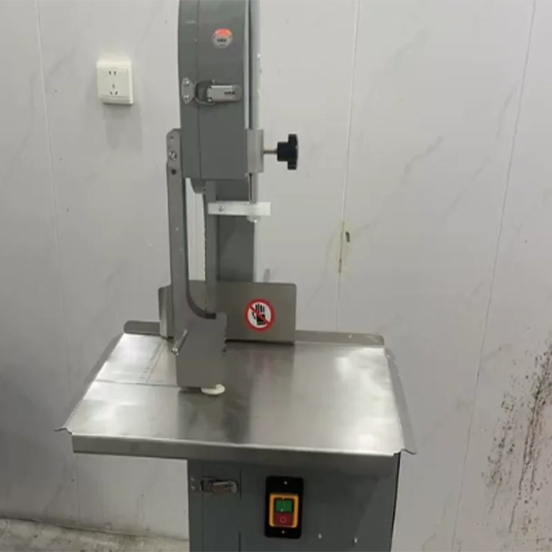 Automatic Bone Saw Machine Commercial MultiFunctional Meat Cutter for Farm Industry
Automatic Bone Saw Machine Commercial MultiFunctional Meat Cutter for Farm Industry