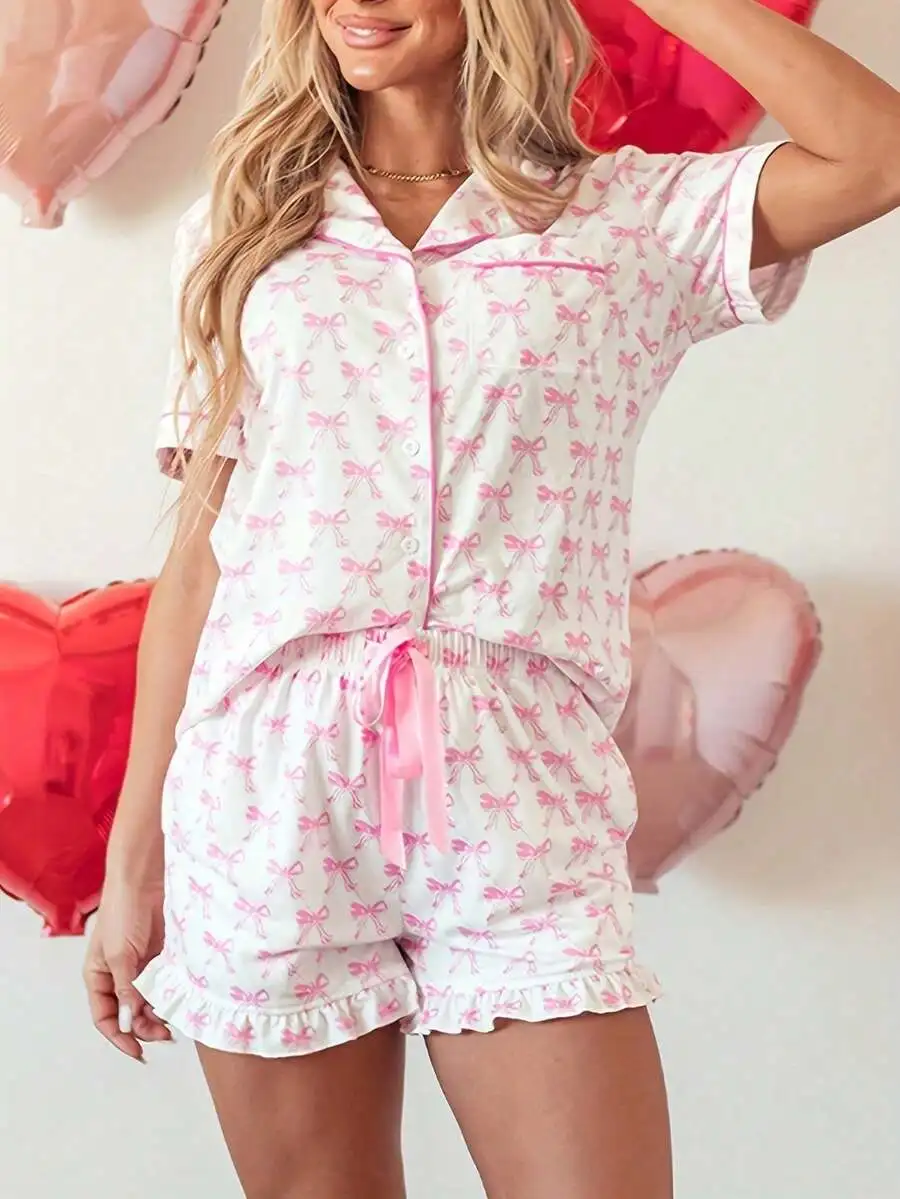 2-Piece Womens Bow Print Pajama Set With Collar And Pocket Shorts
2-Piece Womens Bow Print Pajama Set With Collar And Pocket Shorts