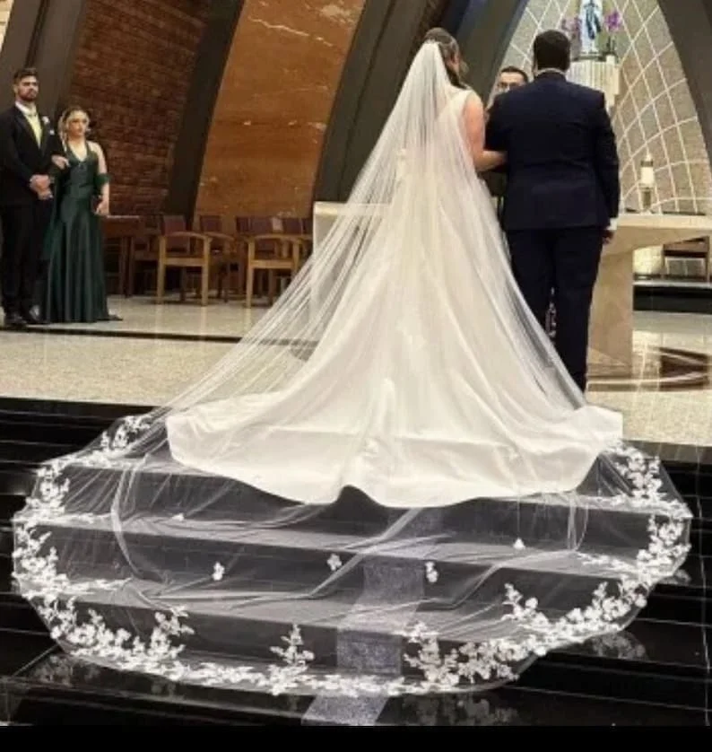300cm cathedral luxury romantic elegant lace flower train bridal gift photo studio wedding accessories veil with comb VP45
300cm cathedral luxury romantic elegant lace flower train bridal gift photo studio wedding accessories veil with comb VP45