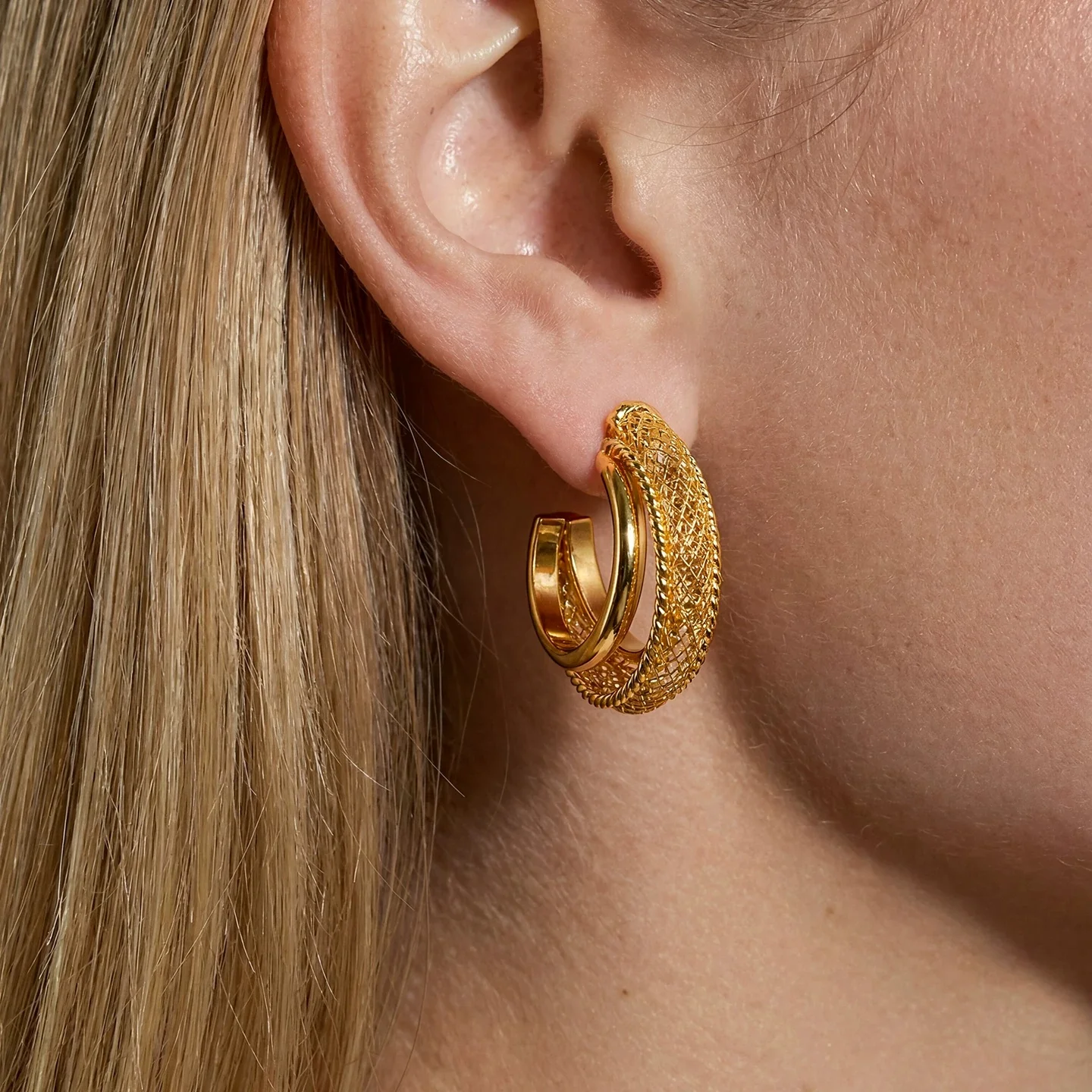 2026SS Pairs S925 Silver Needle Multi-layer Woven Hollow Mesh Earrings for Women Light Luxury Unique Versatile Ear Jewelry
2026SS Pairs S925 Silver Needle Multi-layer Woven Hollow Mesh Earrings for Women Light Luxury Unique Versatile Ear Jewelry
