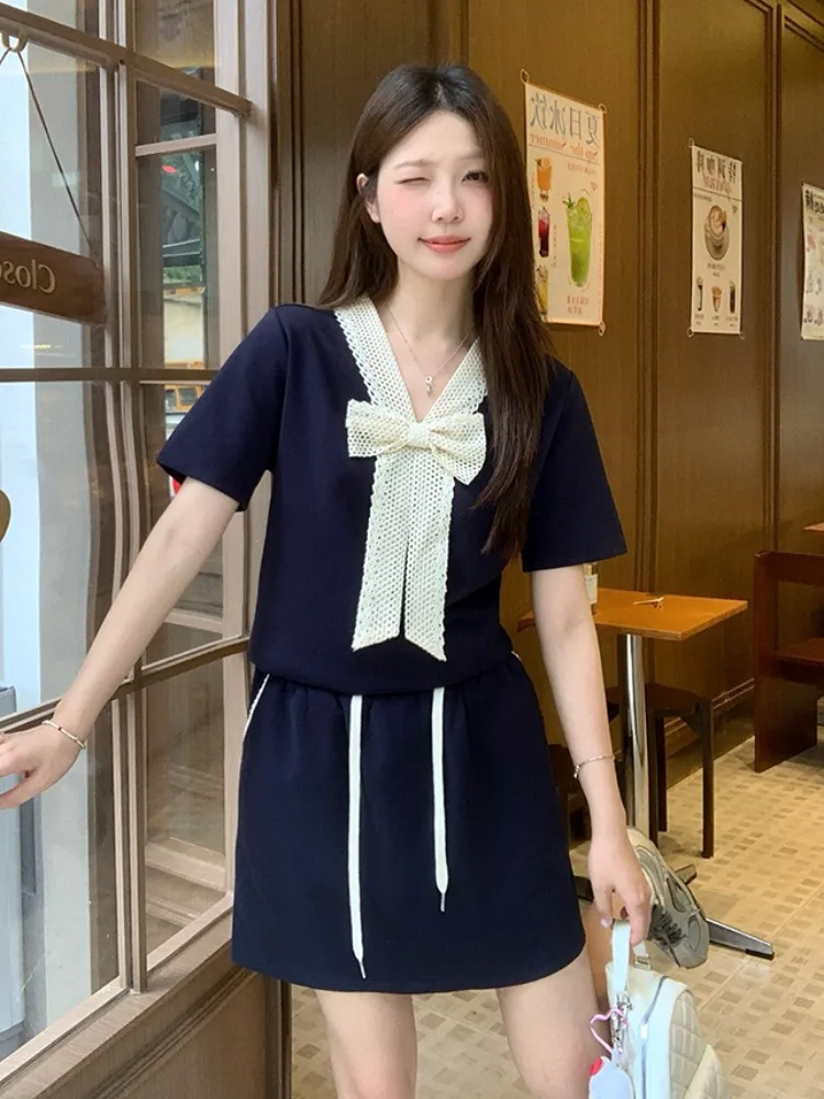 plus Size Summer Fashion Anti-Aging Knot V-Neck Short Sleeve Top Half Skirt Set Women's Casual Wear Sun Protection
plus Size Summer Fashion Anti-Aging Knot V-Neck Short Sleeve Top Half Skirt Set Women's Casual Wear Sun Protection
