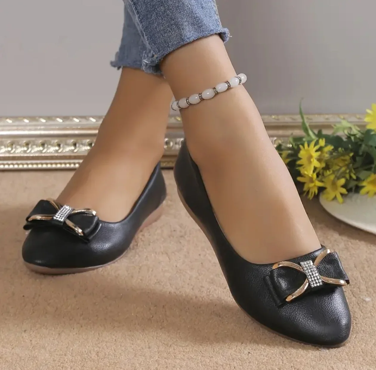 *Fashionable/Hot Selling Anti Slip Work and Leisure Shoes for Women Spring Autumn New Pointed Bow Sexy/Comfortable Flat Shoes
*Fashionable/Hot Selling Anti Slip Work and Leisure Shoes for Women Spring Autumn New Pointed Bow Sexy/Comfortable Flat Shoes