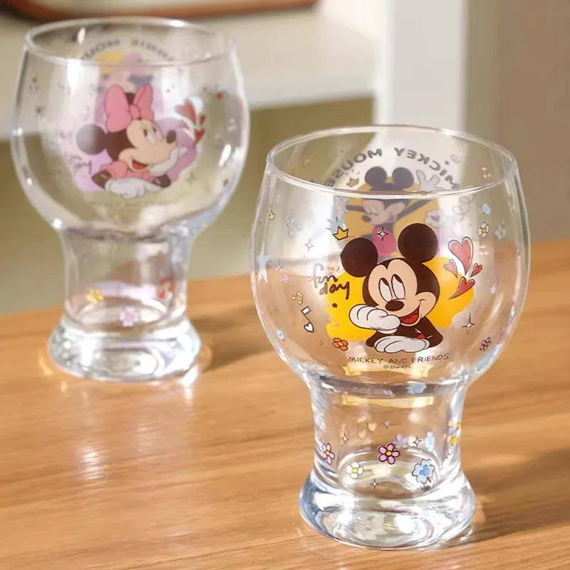 Disney Mickey Friends Series Glass Dinner Party Preferred Music Beer Mug Birthday Gift
Disney Mickey Friends Series Glass Dinner Party Preferred Music Beer Mug Birthday Gift